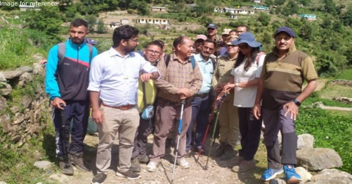 Uttarakhand: CEC Rajeev Kumar treks 18 km to visit remote polling stations